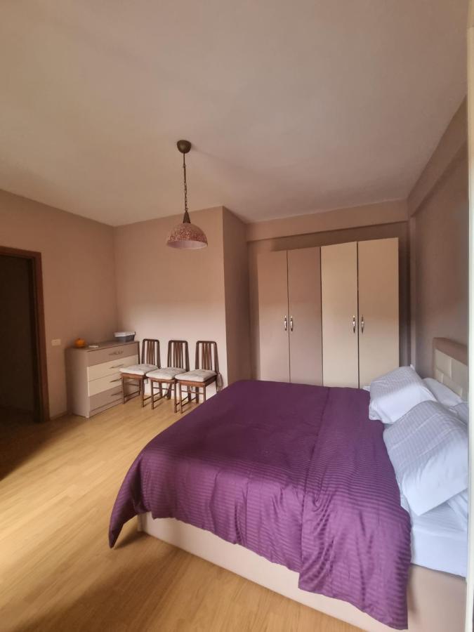Apartament Family In Center Of Tirana